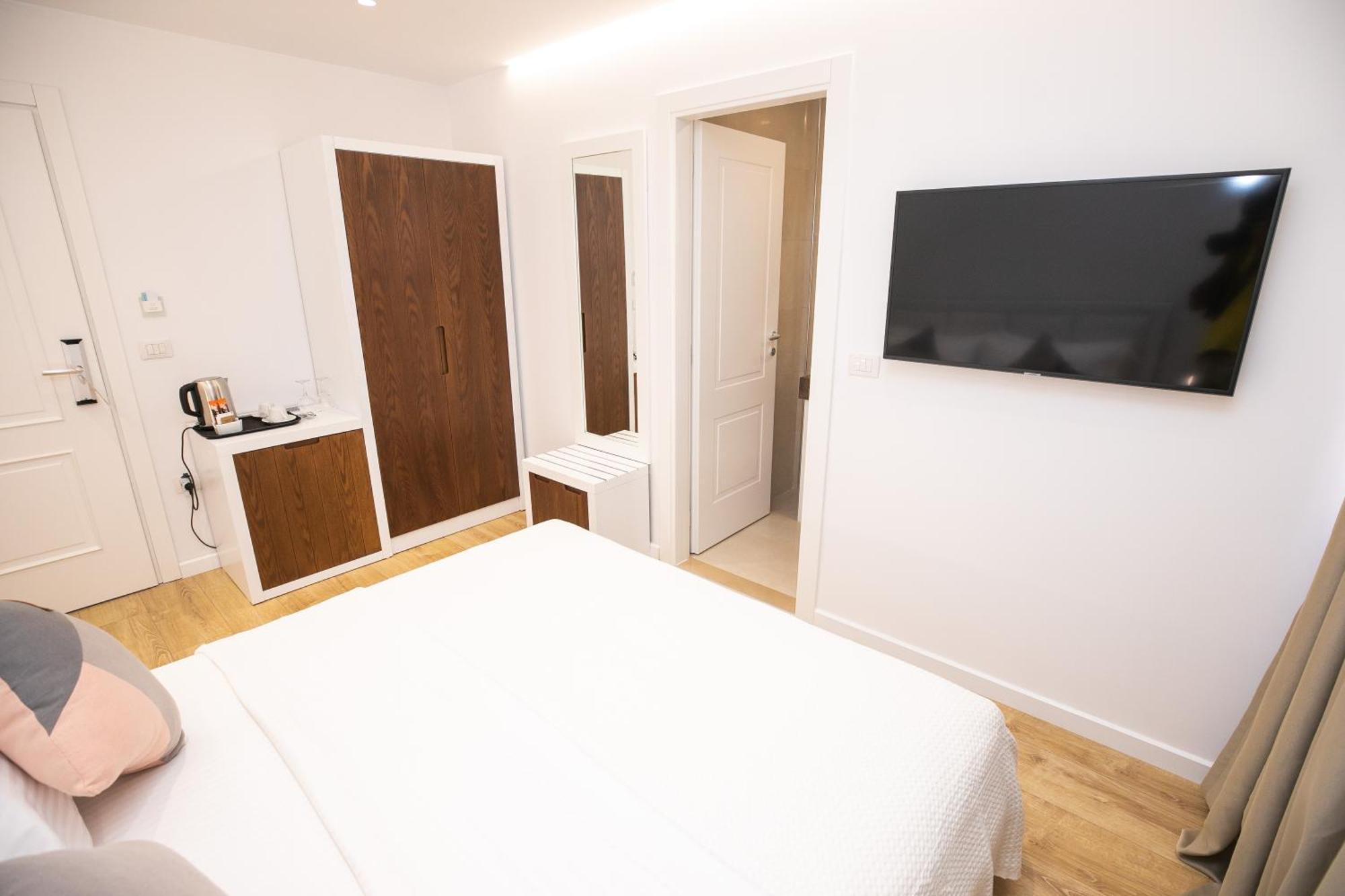 Hotel Elior Tiranë Eksteriør bilde